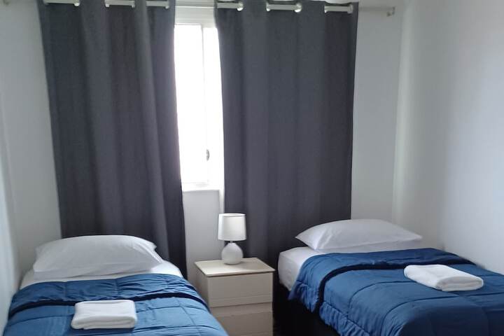 Room 15 of 83