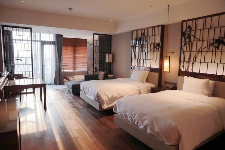 Room 41 of 118
