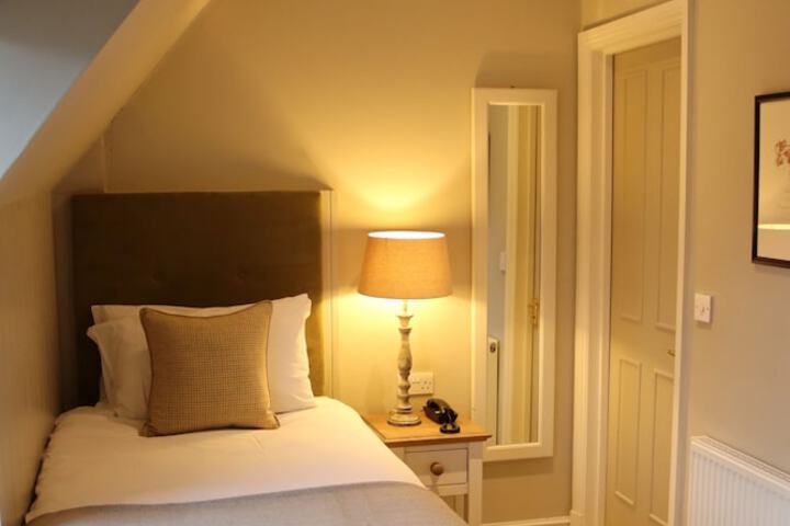Room 31 of 41
