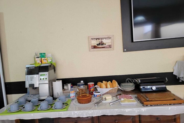Breakfast/Coffee Service 47 of 73