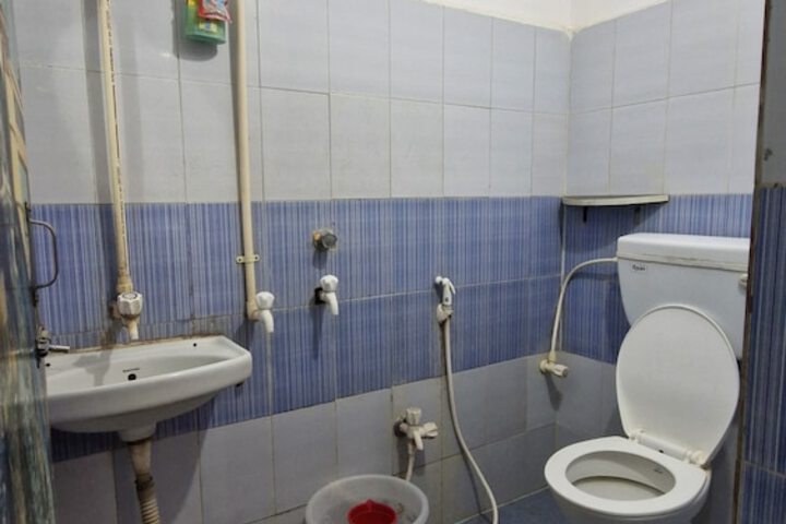 Room 22 of 28