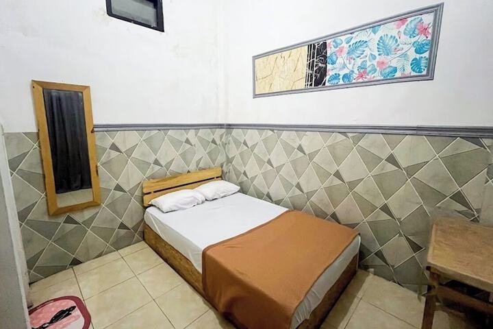 Room 3 of 7