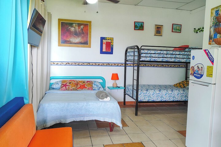 Room 3 of 46