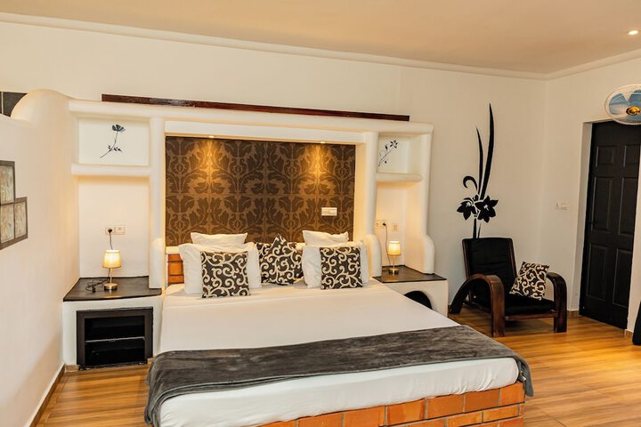 Room 7 of 49