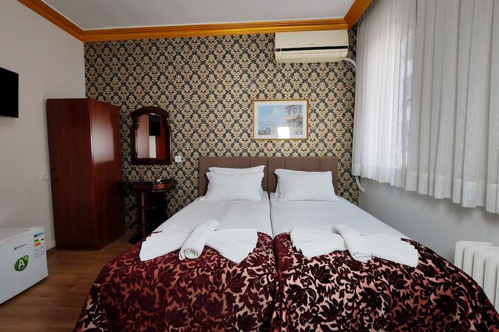 Room 21 of 61