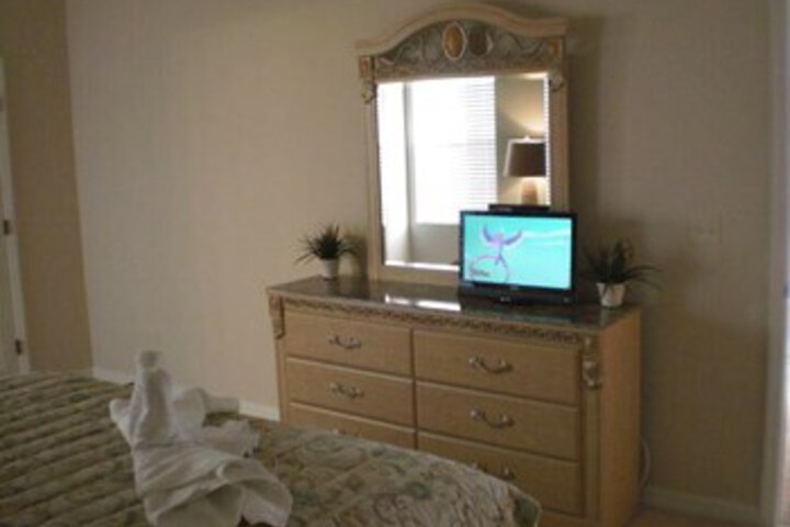 Room 93 of 142