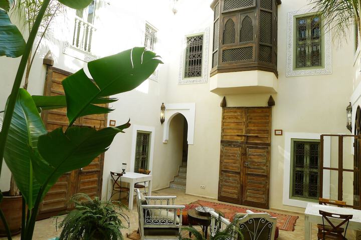 Hotel Exterior 102 of 119