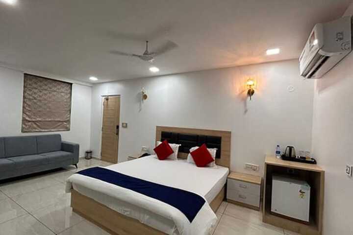 Room 18 of 31