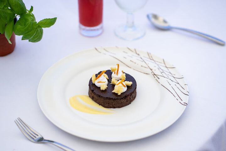 Dining 89 of 152