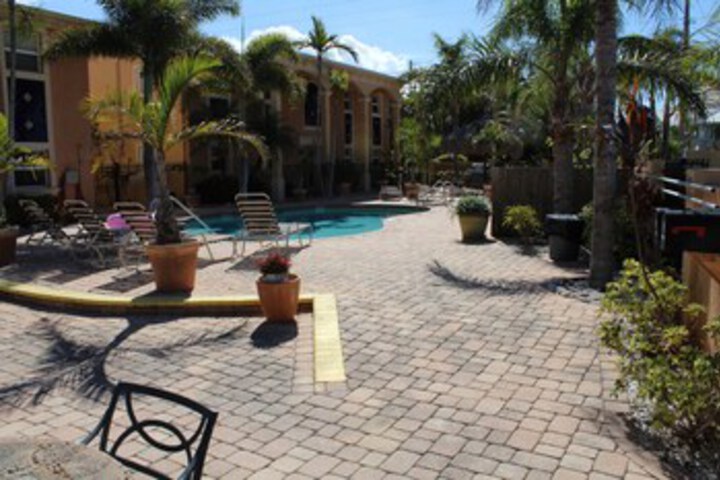 Pool 39 of 72