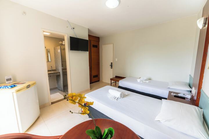 Room 53 of 67