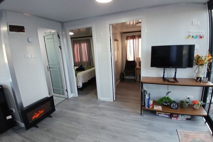Room 68 of 114