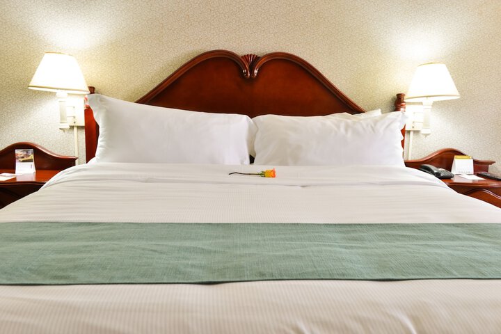 Room 2 of 41