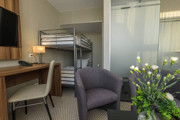 Room 17 of 74