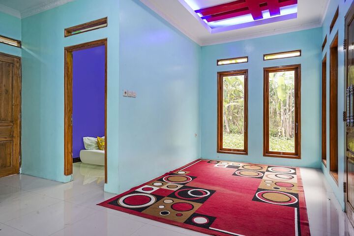 Room 9 of 23
