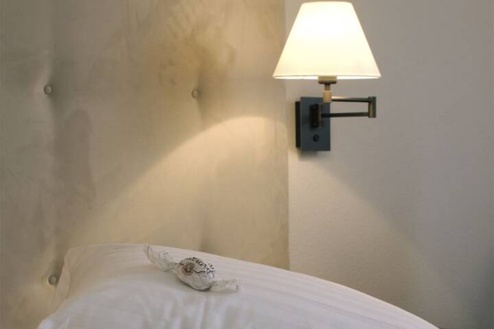 Room 25 of 56