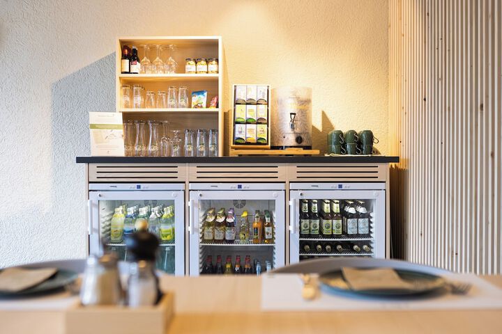 Snack bar