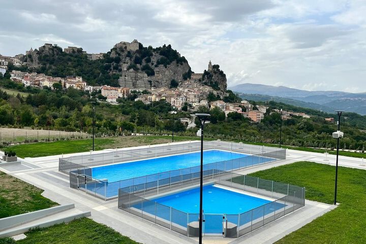 Pool 38 of 121