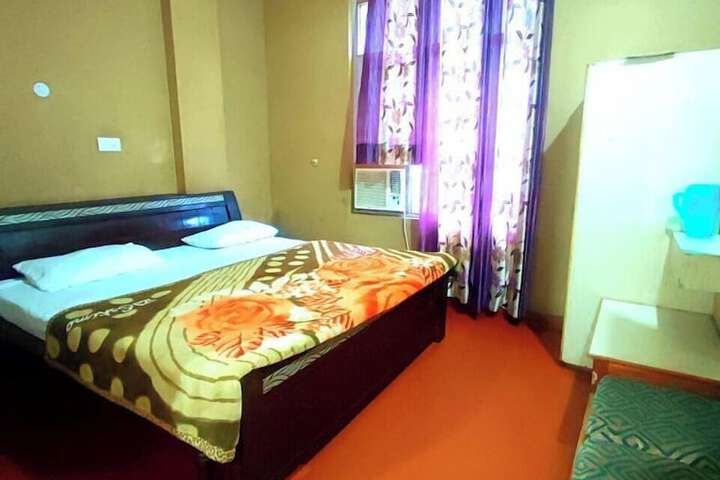 Room 9 of 69