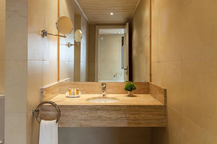 Bathroom Interior Photo