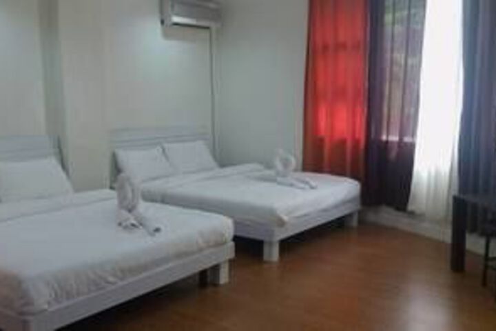 Room 22 of 31