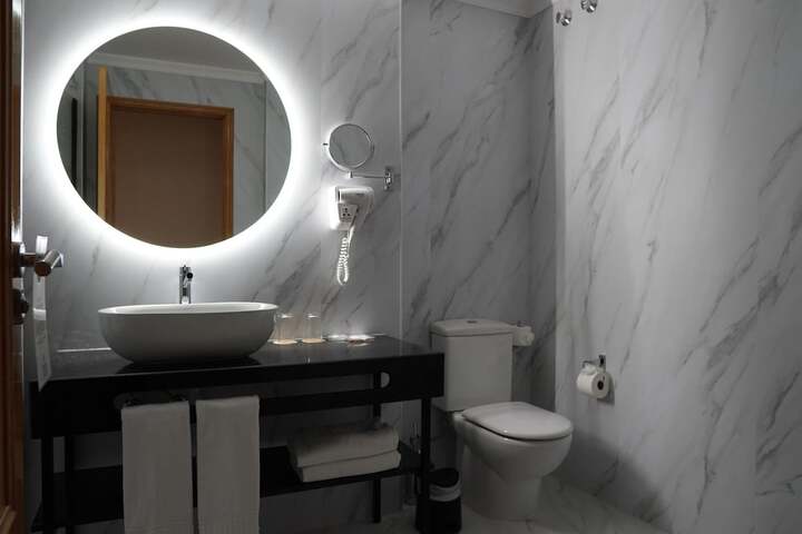 Clean Restrooms
