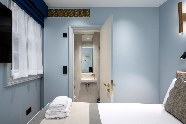 Room 10 of 280