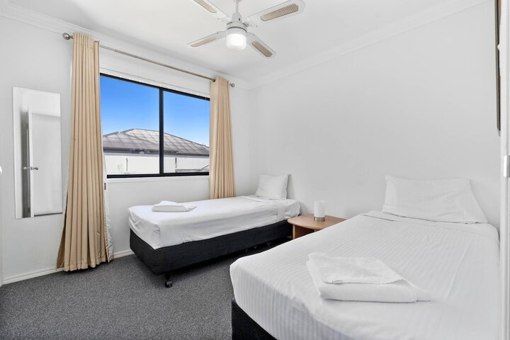 Room 14 of 38