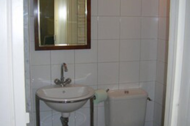 Room 3 of 17