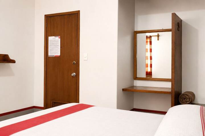 Room 47 of 103