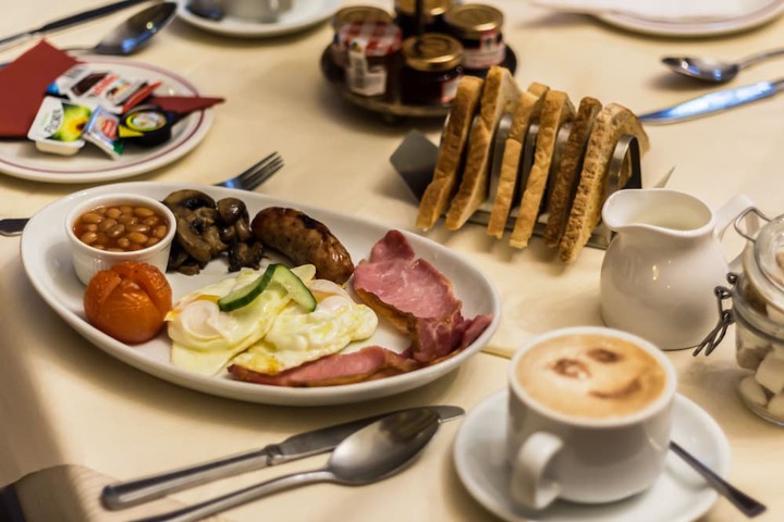 Breakfast/Coffee Service 110 of 128