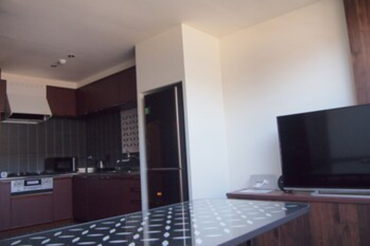 Room 5 of 13