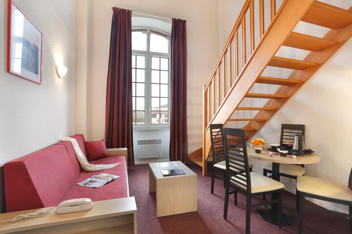 Room 15 of 18