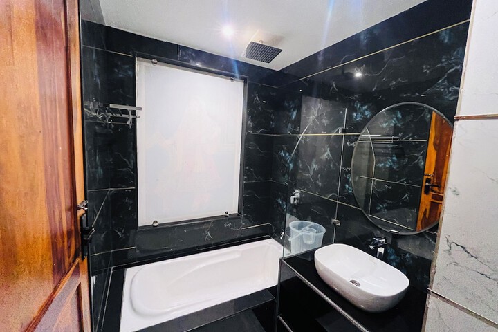 Room 14 of 23
