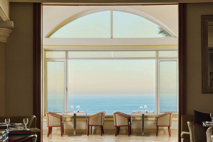 Dining 97 of 140