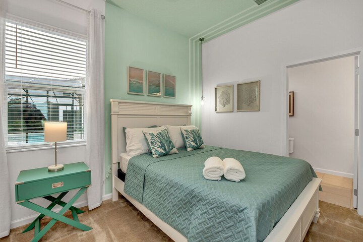 Room 7 of 44