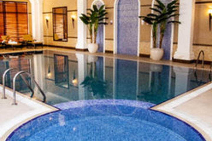 Pool 20 of 75