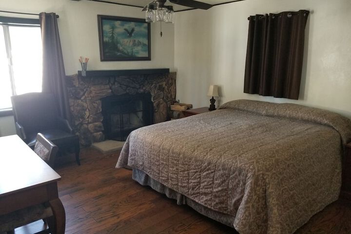 Room 3 of 149