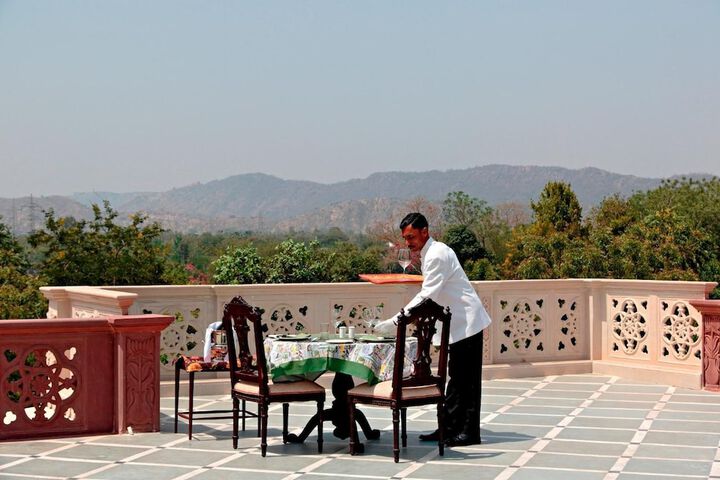 Dining 87 of 112