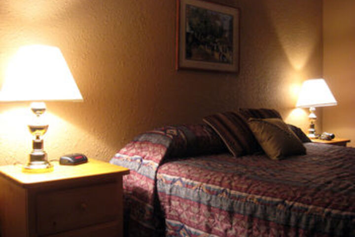 Room 5 of 7