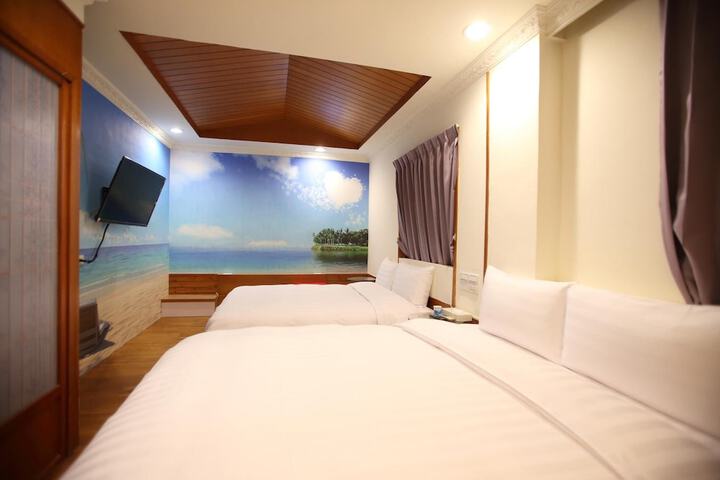 Room 16 of 41