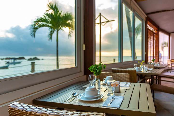 Breakfast/Coffee Service 48 of 59