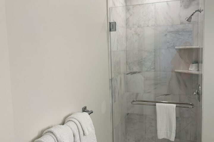 Room 62 of 94