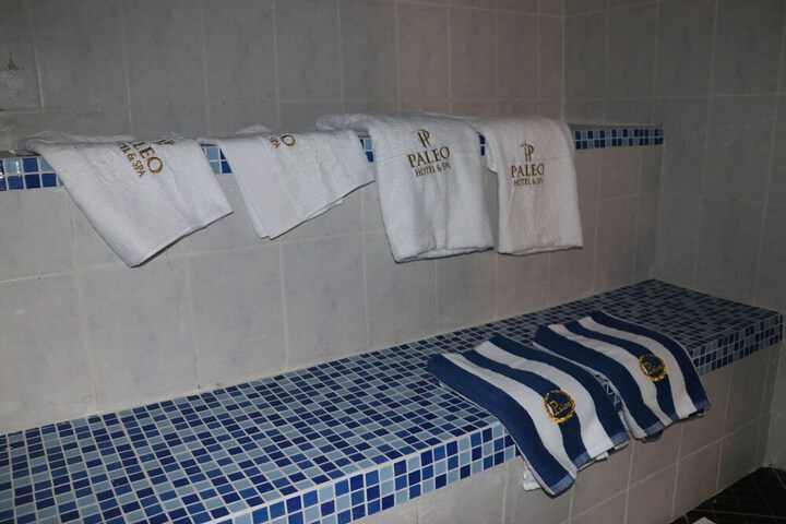 Room 67 of 88
