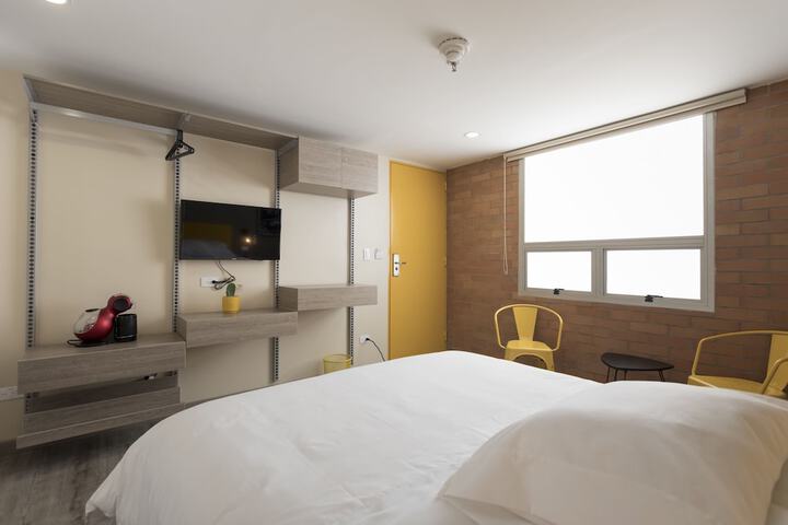 Room 7 of 35