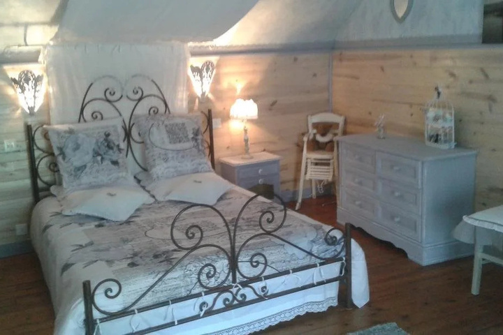 Room 3 of 13
