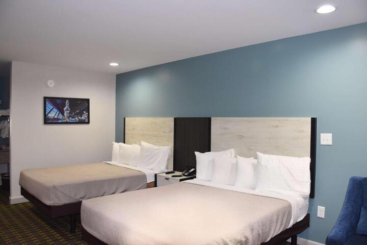 2 Queen Beds (4 of 11)