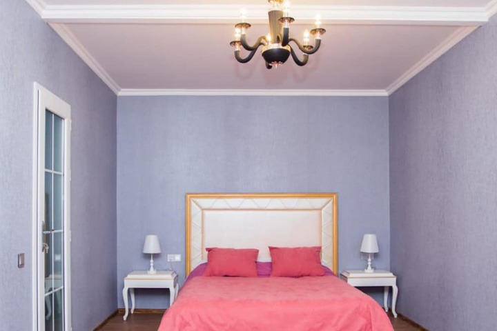 Room 3 of 16