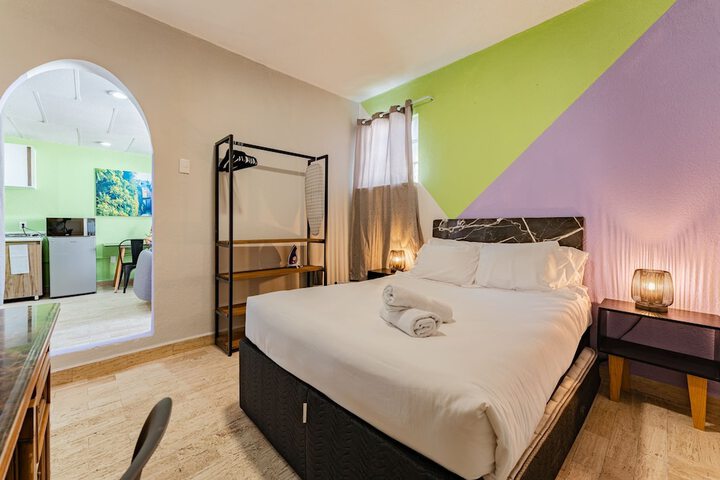 Room 5 of 72