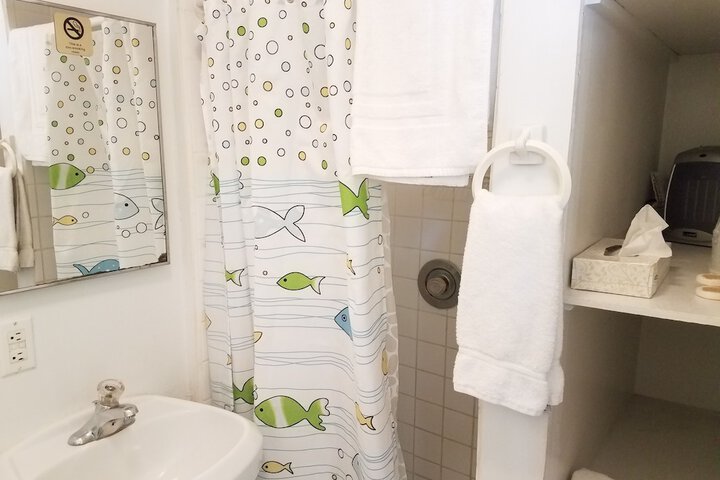 Room 216 of 218
